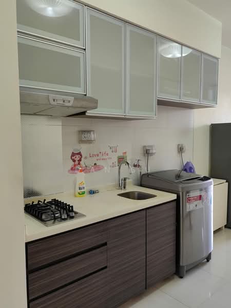 The Vue, 355 Upper Paya Lebar Road, 1 Bedroom, 420 sqft, Condominium For Sale, by Dan Su, 500193494 - Kitchen - PropertyGuru.com.sg