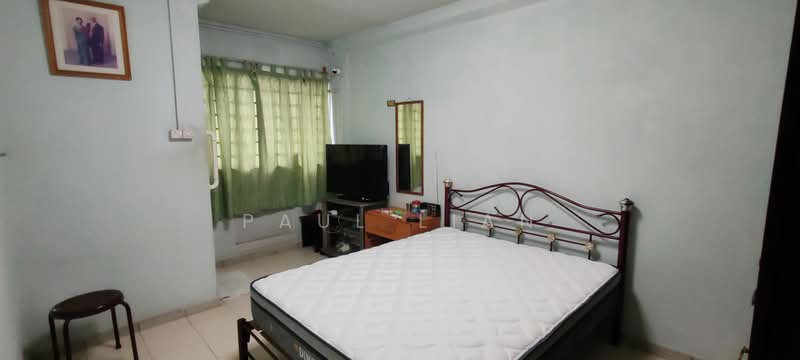 688 Hougang Street 61, 688 Hougang Street 61, 2 Bedrooms, 796 sqft, HDB Flat For Rent, by Paul Lian, 500193504 - Bedroom - PropertyGuru.com.sg