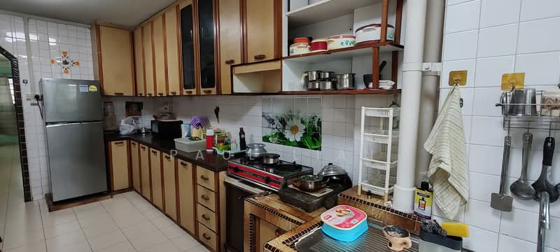 688 Hougang Street 61, 688 Hougang Street 61, 2 Bedrooms, 796 sqft, HDB Flat For Rent, by Paul Lian, 500193504 - Kitchen - PropertyGuru.com.sg