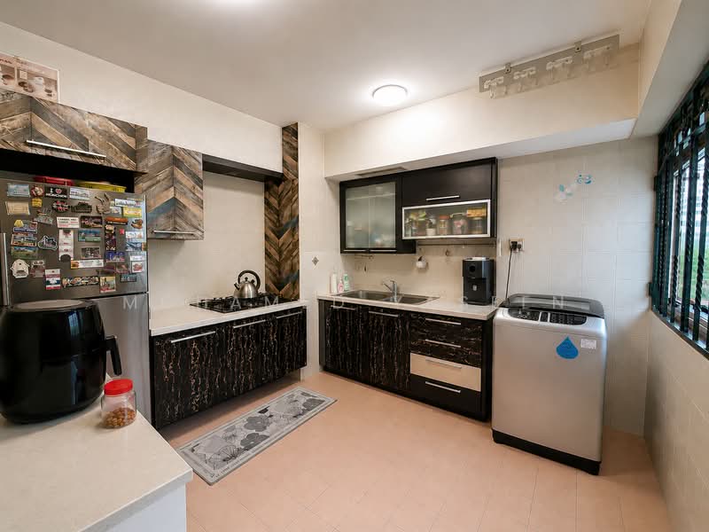 135 Edgedale Plains, 135 Edgedale Plains, 3 Bedrooms, 1,194 sqft, HDB Flat For Sale, by Mohamed Yaseen, 500193507 - Kitchen - PropertyGuru.com.sg