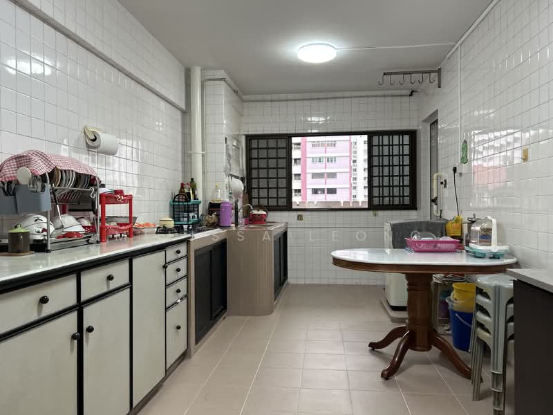 106 Yishun Ring Road, 106 Yishun Ring Road, 2 Bedrooms, 882 sqft, HDB Flat For Sale, by Melissa Leong, 500193525 - Kitchen - PropertyGuru.com.sg