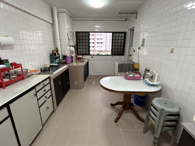 106 Yishun Ring Road, 106 Yishun Ring Road, 2 Bedrooms, 882 sqft, HDB Flat For Sale, by Melissa Leong, 500193525 - Kitchen - PropertyGuru.com.sg