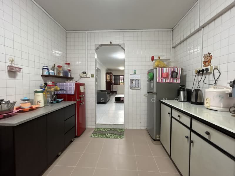 106 Yishun Ring Road, 106 Yishun Ring Road, 2 Bedrooms, 882 sqft, HDB Flat For Sale, by Melissa Leong, 500193525 - Kitchen - PropertyGuru.com.sg