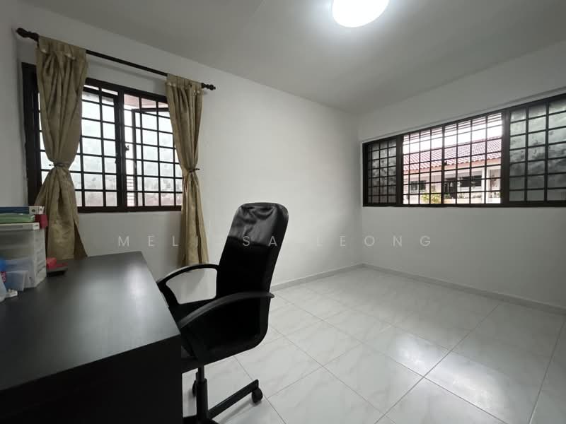 106 Yishun Ring Road, 106 Yishun Ring Road, 2 Bedrooms, 882 sqft, HDB Flat For Sale, by Melissa Leong, 500193525 - Study - PropertyGuru.com.sg