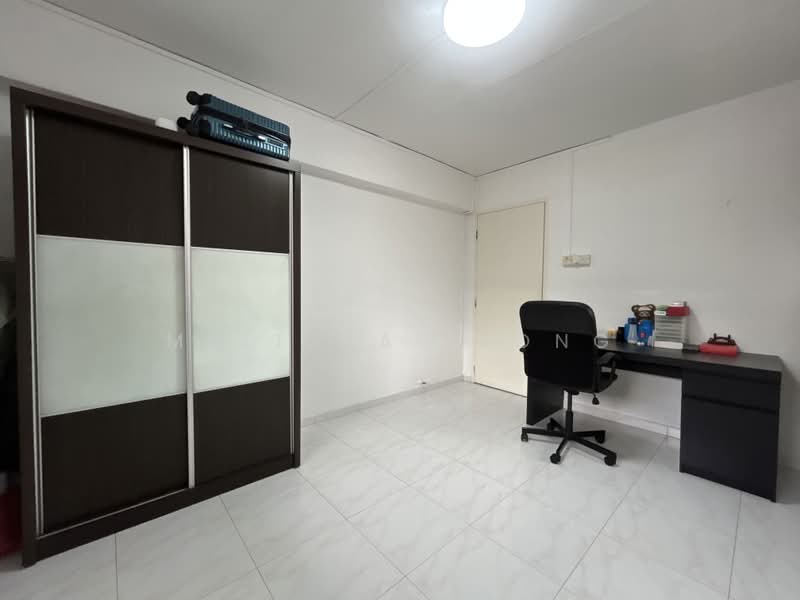 106 Yishun Ring Road, 106 Yishun Ring Road, 2 Bedrooms, 882 sqft, HDB Flat For Sale, by Melissa Leong, 500193525 - Study - PropertyGuru.com.sg