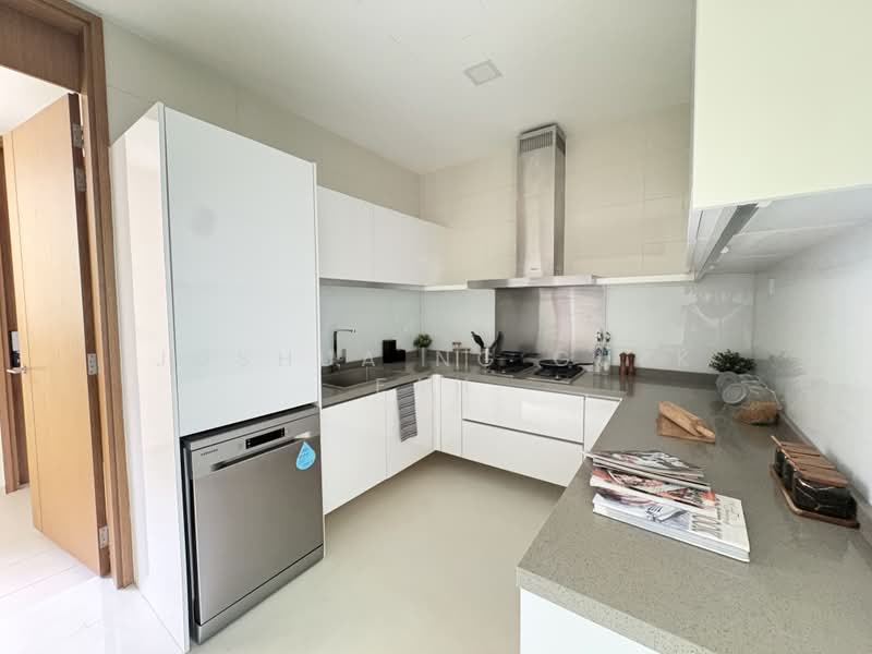 Residences @ Emerald Hill, 119 Emerald Hill Road, 4 Bedrooms, 2,282 sqft, Condominium For Sale, by Joshua Ng Guek Fah, 500193528 - Kitchen - PropertyGuru.com.sg