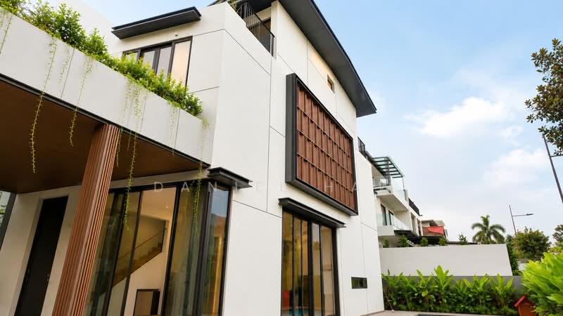 ⭐️⭐️LANDED7772@ Ready Brand New Corner Terrace Near Bayshore, Limau Park. Call 9321 7772 to view, 5 Bedrooms, 5,565 sqft, Corner Terrace For Sale, by Daniel Haw, 500193538 - PropertyGuru.com.sg