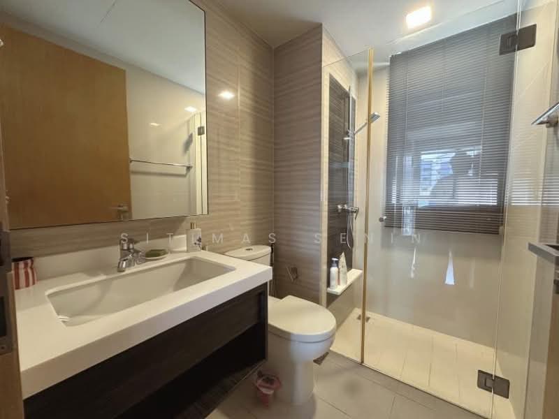 Blossom Residences, 30 Segar Road, Room Rental, 120 sqft, Executive Condominium For Rent, by Sitimas Senin, 500193546 - Common Bathroom - PropertyGuru.com.sg