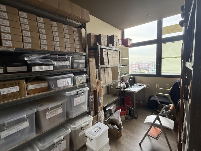 T-Space, 1 Tampines North Drive 1, Pasir Ris / Tampines, 2,422 sqft, Factory / Workshop (B2) For Sale, by Titus Lim Zhiyong, 500193553 - Interior - CommercialGuru.com.sg