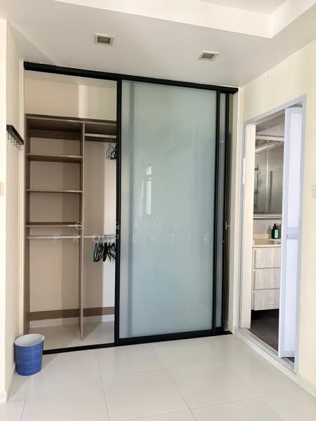 122C Sengkang East Way, 122C Sengkang East Way, Room Rental, 195 sqft, HDB Flat For Rent, by PAULINE MARIE LIM AI HSIA, 500193559 - Interior - PropertyGuru.com.sg