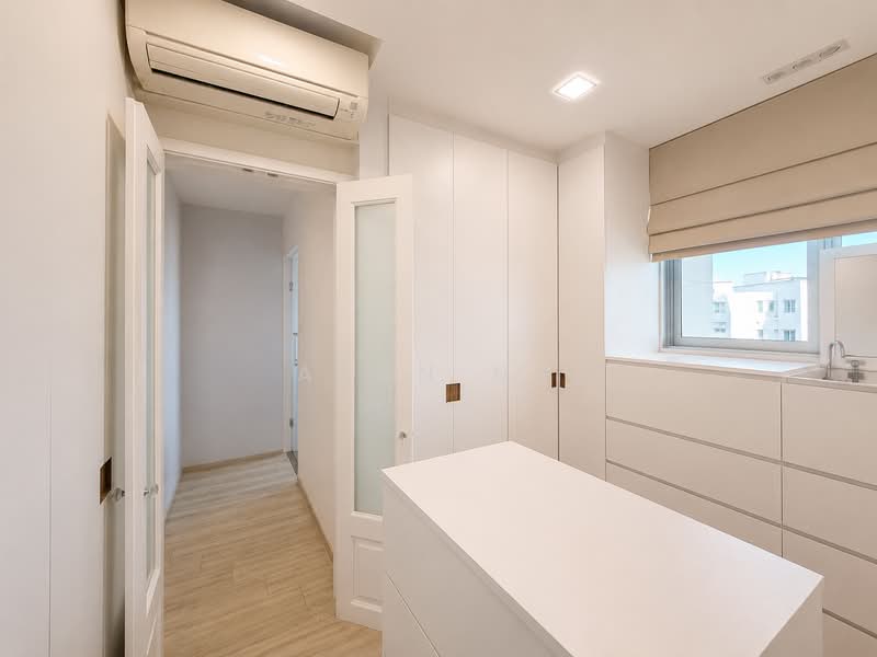 Aquarius By The Park, 15 Bedok Reservoir View, 2 Bedrooms, 893 sqft, Condominium For Sale, by Alan Ng, 500193560 - Walk-in Wardrobe - PropertyGuru.com.sg
