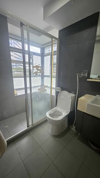 138C Lorong 1A Toa Payoh, 138C Lorong 1A Toa Payoh, 3 Bedrooms, 1,216 sqft, HDB Flat For Sale, by Jose Loh Zhenhao, 500193564 - Bathroom - PropertyGuru.com.sg