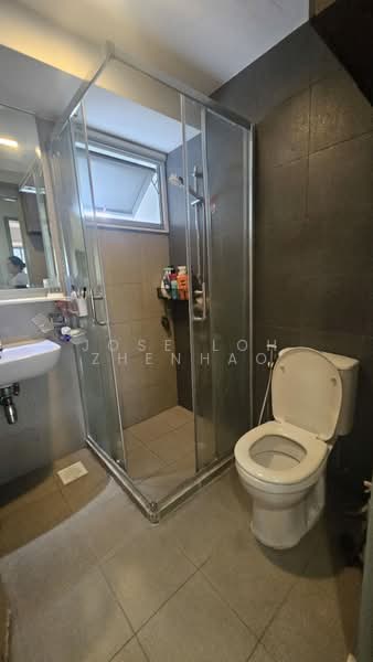 138C Lorong 1A Toa Payoh, 138C Lorong 1A Toa Payoh, 3 Bedrooms, 1,216 sqft, HDB Flat For Sale, by Jose Loh Zhenhao, 500193564 - Bathroom - PropertyGuru.com.sg