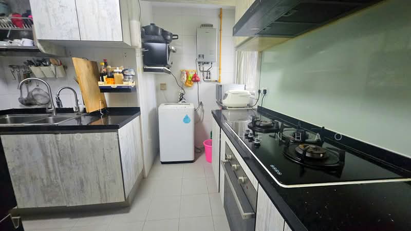138C Lorong 1A Toa Payoh, 138C Lorong 1A Toa Payoh, 3 Bedrooms, 1,216 sqft, HDB Flat For Sale, by Jose Loh Zhenhao, 500193564 - Kitchen - PropertyGuru.com.sg