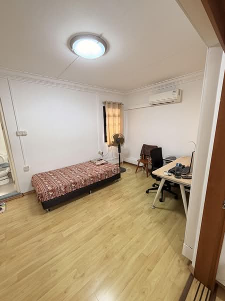 121D Sengkang East Way, 121D Sengkang East Way, 3 Bedrooms, 1,100 sqft, HDB Flat For Rent, by Patrick Nelson, 500193574 - Bedroom - PropertyGuru.com.sg