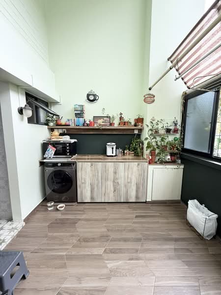 352 Yishun Ring Road, 352 Yishun Ring Road, 3 Bedrooms, 1,571 sqft, HDB Flat For Sale, by Rusydi Yusoff, 500193575 - Kitchen - PropertyGuru.com.sg
