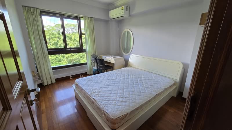 289B Bukit Batok Street 25, 289B Bukit Batok Street 25, 3 Bedrooms, 1,550 sqft, HDB Flat For Sale, by Eric Chey, 500193576 - Bedroom - PropertyGuru.com.sg