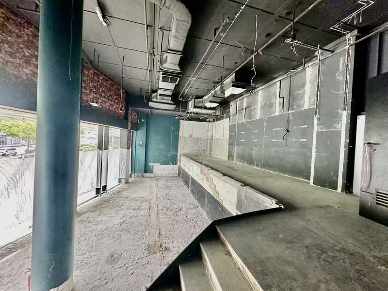 UE Square, 83 Clemenceau Avenue, Orchard / River Valley, 1,141 sqft, Other Retail For Rent, by Winnie Wu, 500193580 - Interior - CommercialGuru.com.sg