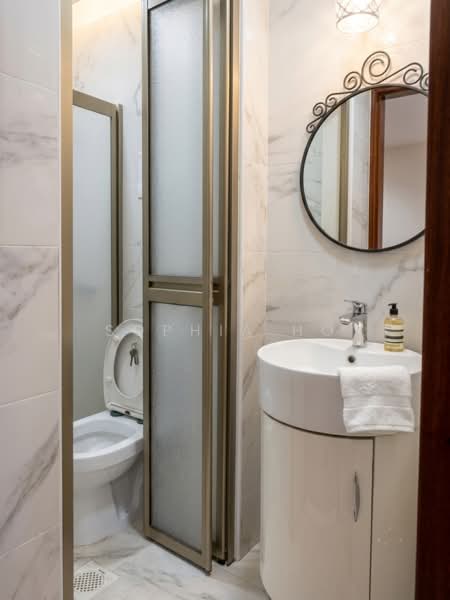 Level2 City Hall shophouse ❤️Fully-fitted /Stylish & modern⭐️ City Hall MRT, Bugis MRT!, Purvis Street, Bras Basah, Bugis, 1,000 sqft, Shop / Shophouse For Rent, by Sophia Ho, 500193604 - Bathroom - CommercialGuru.com.sg