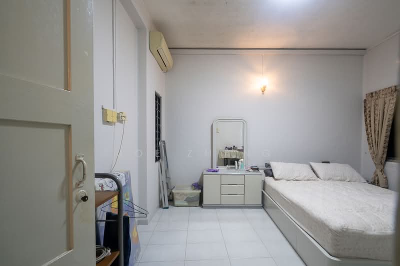 78 Moh Guan Terrace, 78 Moh Guan Terrace, 3 Bedrooms, 1,056 sqft, Apartment For Sale, by Joe Zhang, 500193620 - Bedroom - PropertyGuru.com.sg