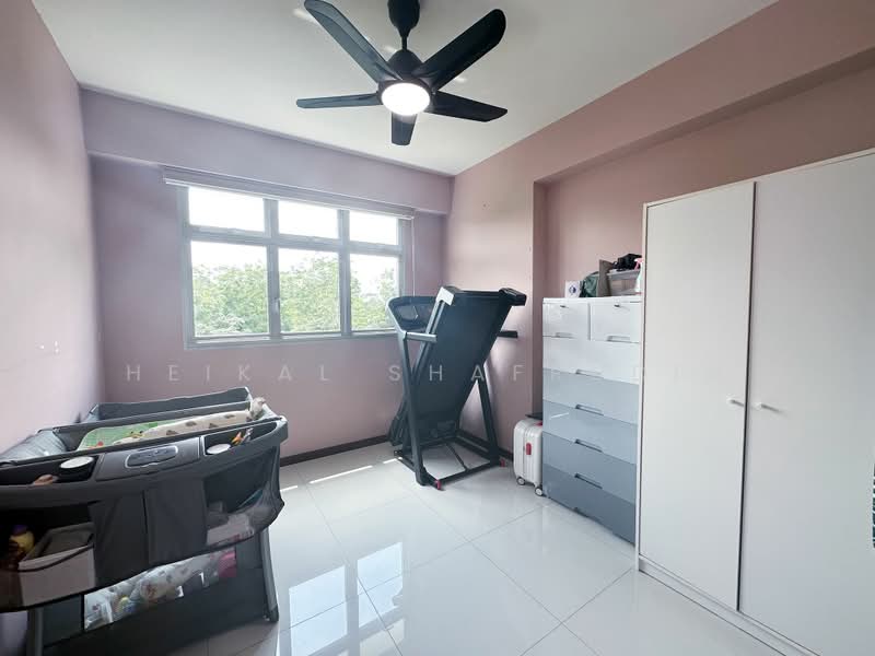 677A Yishun Ring Road, 677 Yishun Ring Road, 3 Bedrooms, 1,001 sqft, HDB Flat For Sale, by Heikal Shafrudin, 500193621 - PropertyGuru.com.sg
