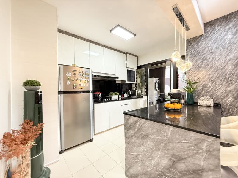 131A Canberra Crescent, 131A Canberra Crescent, 3 Bedrooms, 990 sqft, HDB Flat For Sale, by Seb Loh, 500193622 - Kitchen - PropertyGuru.com.sg