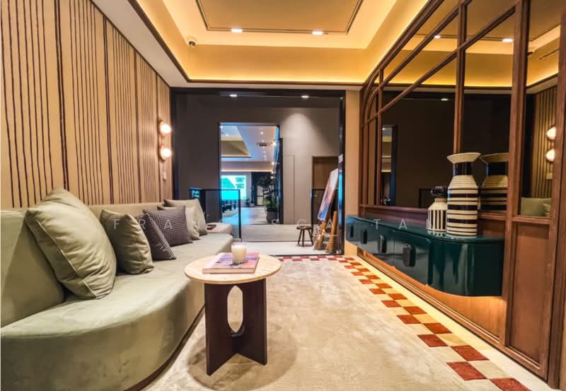 Bloomsbury Residences, 61 Media Circle, 2 Bedrooms, 678 sqft, Apartment For Sale, by Francesca Tan, 500193624 - Living Room - PropertyGuru.com.sg