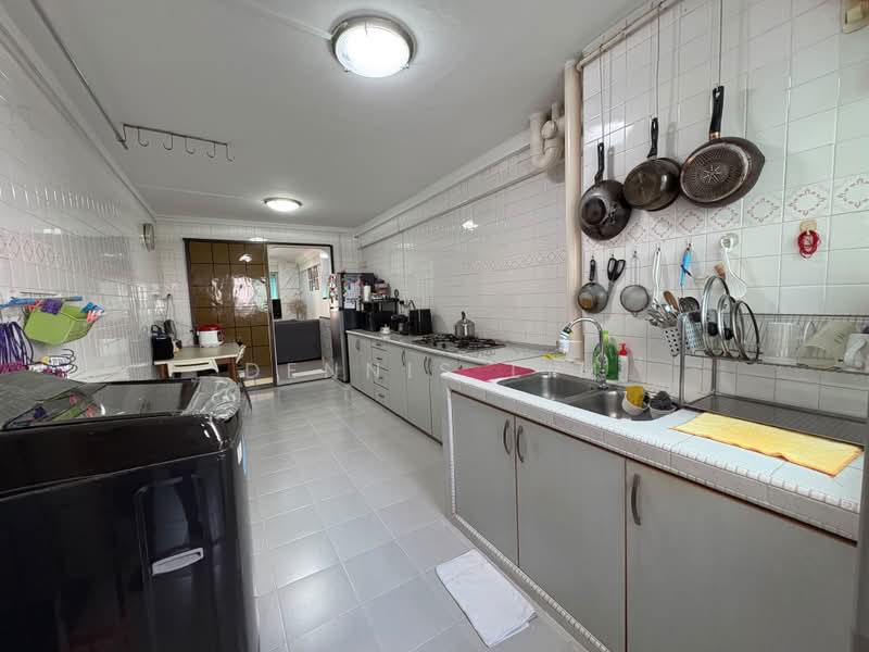 456 Ang Mo Kio Avenue 10, 456 Ang Mo Kio Avenue 10, 2 Bedrooms, 807 sqft, HDB Flat For Sale, by Dennis Lim, 500193625 - PropertyGuru.com.sg
