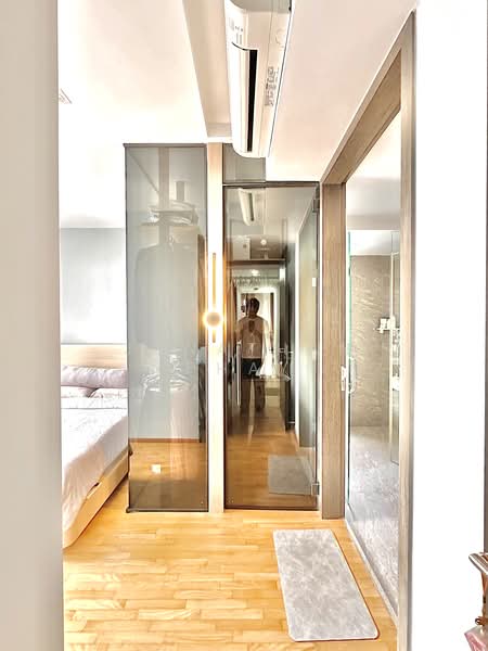 The Clement Canopy, 18 Clementi Avenue 1, 3 Bedrooms, 990 sqft, Condominium For Sale, by Jonathan Phay, 500193631 - Master Bedroom - PropertyGuru.com.sg