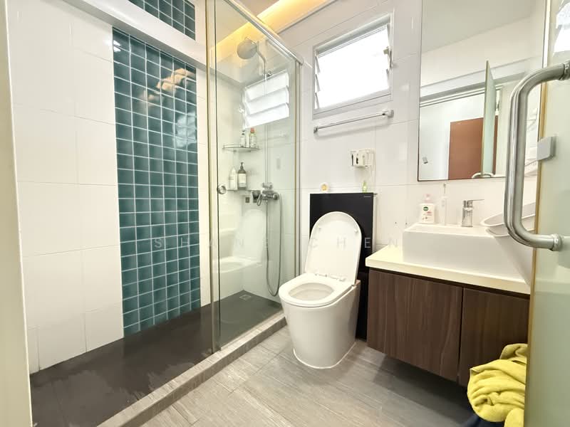 416A Fernvale Link, 416A Fernvale Link, 3 Bedrooms, 1,001 sqft, HDB Flat For Sale, by Shane Chen, 500193633 - Bathroom - PropertyGuru.com.sg