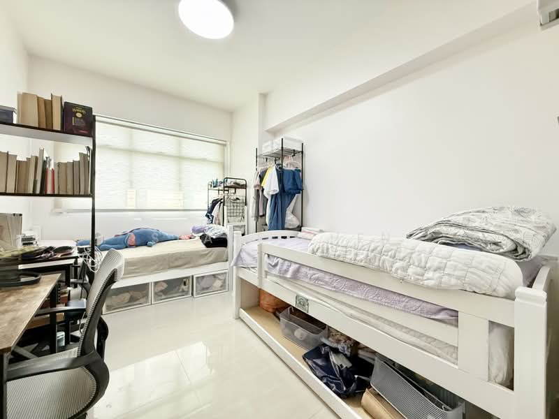 416A Fernvale Link, 416A Fernvale Link, 3 Bedrooms, 1,001 sqft, HDB Flat For Sale, by Shane Chen, 500193633 - Bedroom - PropertyGuru.com.sg