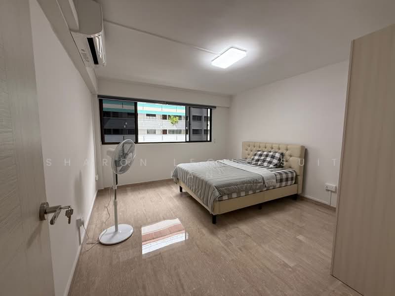 458 Tampines Street 42, 458 Tampines Street 42, Room Rental, 180 sqft, HDB Flat For Rent, by Sharon Leong Suit LAN, 500193652 - Bedroom - PropertyGuru.com.sg
