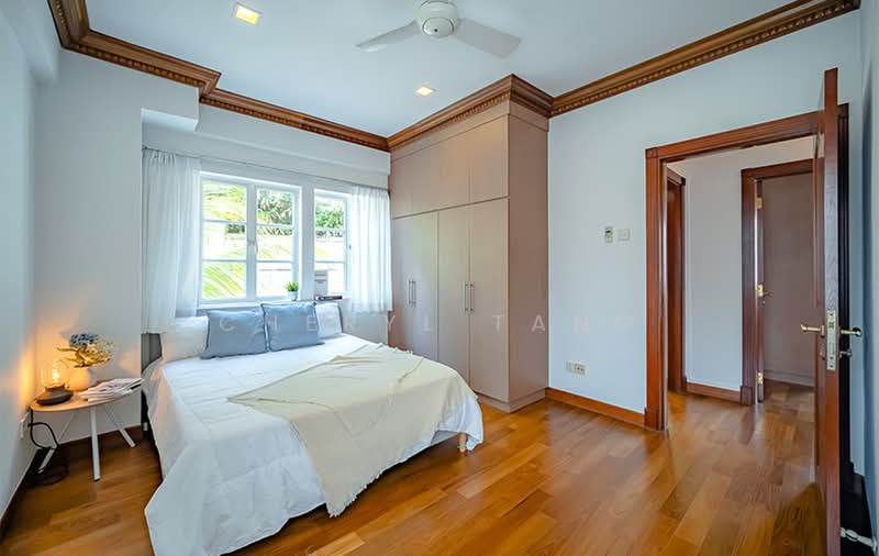 D11 Bungalow Landed Detached at Gentle Drive, Gentle Drive, 5 Bedrooms, 2,900 sqft, Detached House For Sale, by Cheryl Tang, 500193653 - Bedroom - PropertyGuru.com.sg