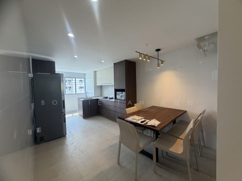 364 Clementi Avenue 2, 364 Clementi Avenue 2, 2 Bedrooms, 720 sqft, HDB Flat For Rent, by Bonnie Tan 陈慧玲, 500193655 - Kitchen - PropertyGuru.com.sg