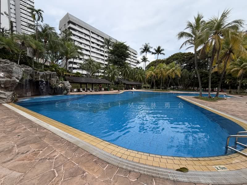 Ridgewood Condominium, 3 Ridgewood Close, 2 Bedrooms, 1,206 sqft, Condominium For Sale, by Eric Lim 林勇合, 500193656 - Pool - PropertyGuru.com.sg