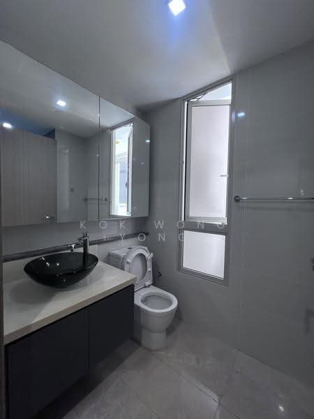 Flamingo Valley, 460 Siglap Road, East Coast / Marine Parade, 3 Bedrooms, 1,152 sqft, Condominium For Sale, by Kok Wong Yong, 500193667 - Bathroom - PropertyGuru.com.sg