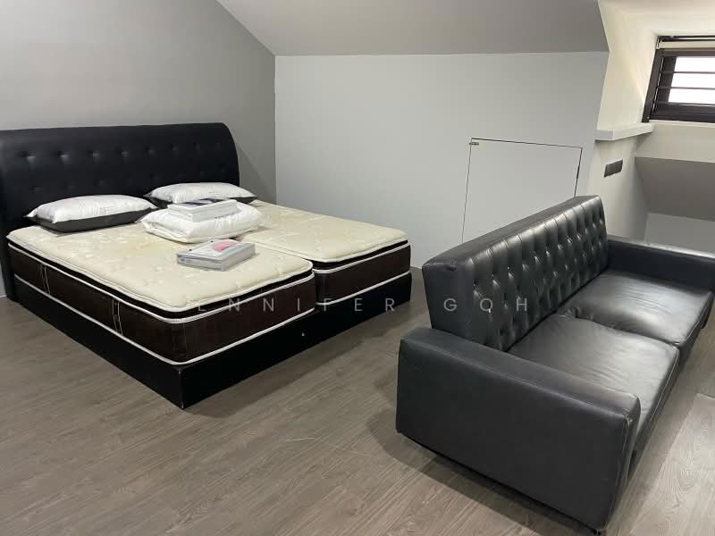 10 Lorong 36 Geylang, , 1 Bedroom, 220 sqft, Semi-Detached House For Rent, by Jennifer Goh, 500193669 - Bedroom - PropertyGuru.com.sg