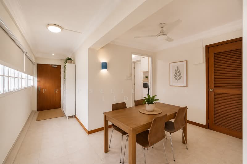 121 Pending Road, 121 Pending Road, 3 Bedrooms, 1,410 sqft, HDB Flat For Sale, by ADNIX LIU, 500193670 - Entrance - PropertyGuru.com.sg