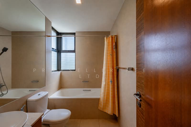 Bukit Villas, Rasok Drive, 5 Bedrooms, 3,068 sqft, Semi-Detached House For Sale, by Kit Toh, 500193683 - Bathroom - PropertyGuru.com.sg