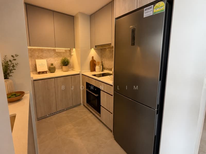 AMO Residence, 23 Ang Mo Kio Rise, 2 Bedrooms, 678 sqft, Condominium For Sale, by Bjorn Lim, 500193685 - Kitchen - PropertyGuru.com.sg