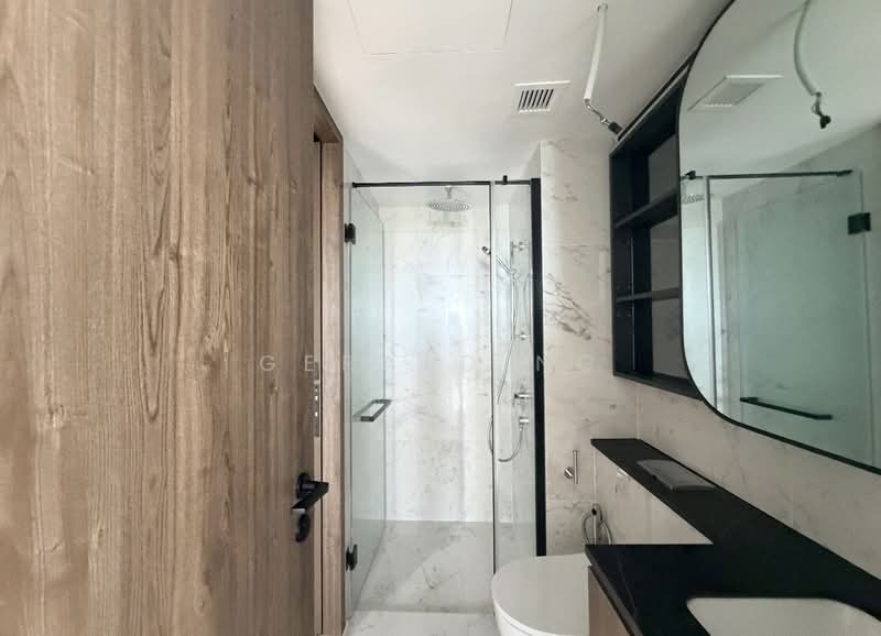 Sceneca Residence, 28 Tanah Merah Kechil Link, 3 Bedrooms, 904 sqft, Condominium For Sale, by Gerald Ng, 500193693 - Bathroom - PropertyGuru.com.sg