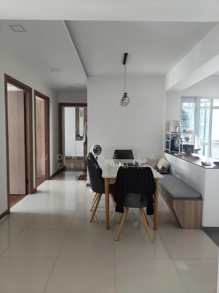 102A Canberra Street, 102A Canberra Street, 3 Bedrooms, 1,001 sqft, HDB Flat For Rent, by Joanne Tan Siew May, 500193694 - Dining Room - PropertyGuru.com.sg