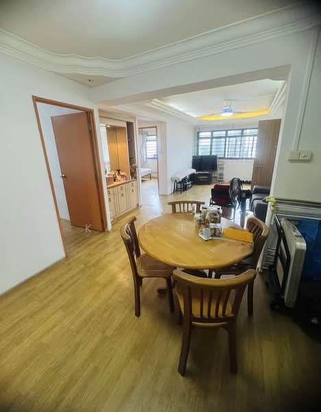 172 Hougang Avenue 1, 172 Hougang Avenue 1, 3 Bedrooms, 1,087 sqft, HDB Flat For Sale, by Kate Tan, 500193702 - Dining Room - PropertyGuru.com.sg