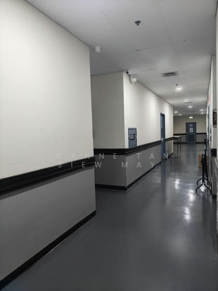 Woodlands Industrial Park E1, 19 Woodlands Industrial Park E1, 890 sqft, Factory / Workshop (B2) For Sale, by Joanne Tan Siew May, 500193709 - Corridor - CommercialGuru.com.sg
