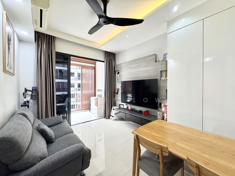 Jewel @ Buangkok, 87 Compassvale Bow, 2 Bedrooms, 732 sqft, Condominium For Sale, by Shawn Low, 500193713 - Living Room - PropertyGuru.com.sg