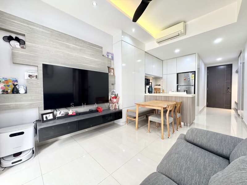 Jewel @ Buangkok, 87 Compassvale Bow, 2 Bedrooms, 732 sqft, Condominium For Sale, by Shawn Low, 500193713 - Living Room - PropertyGuru.com.sg