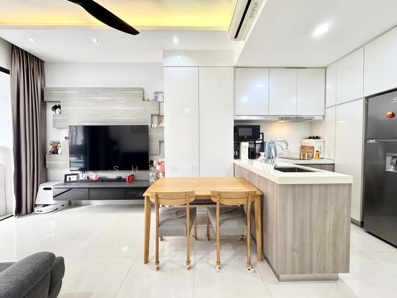 Jewel @ Buangkok, 87 Compassvale Bow, 2 Bedrooms, 732 sqft, Condominium For Sale, by Shawn Low, 500193713 - Living Room - PropertyGuru.com.sg