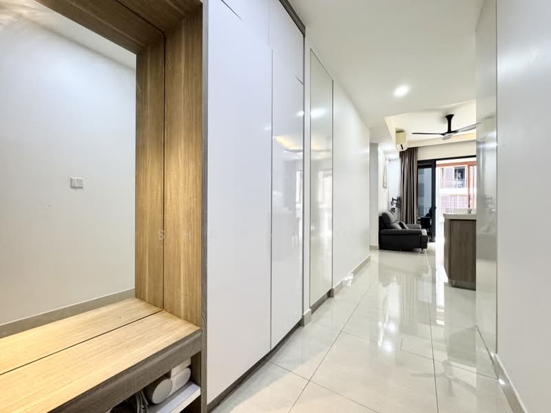 Jewel @ Buangkok, 87 Compassvale Bow, 2 Bedrooms, 732 sqft, Condominium For Sale, by Shawn Low, 500193713 - Entrance Foyer - PropertyGuru.com.sg