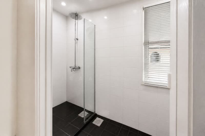 4 Bee San Ave within Hua Guan and Sian Tuan ave, 4 Bee San, 4 Bedrooms, 2,627 sqft, Semi-Detached House For Sale, by Isaac Lee, 500193721 - Bathroom - PropertyGuru.com.sg