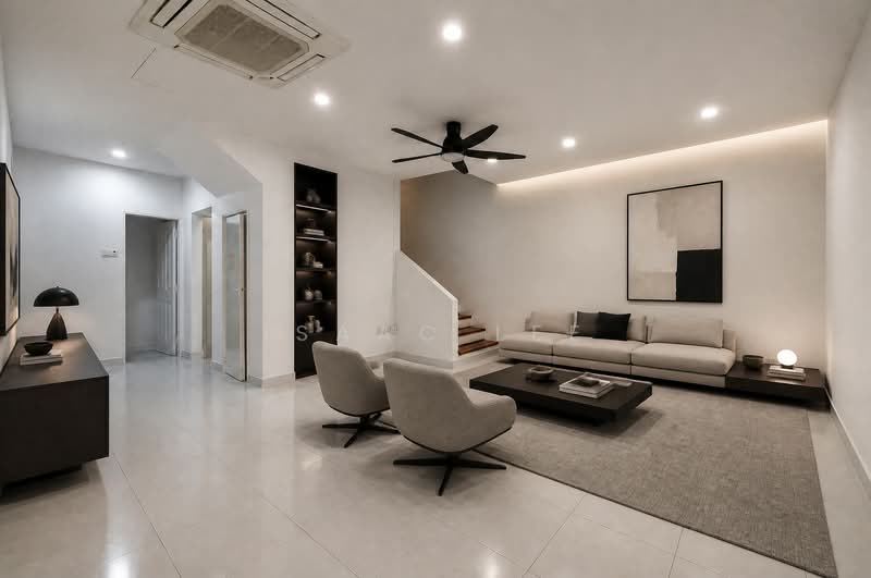 4 Bee San Ave within Hua Guan and Sian Tuan ave, 4 Bee San, 4 Bedrooms, 2,627 sqft, Semi-Detached House For Sale, by Isaac Lee, 500193721 - Living Room - PropertyGuru.com.sg